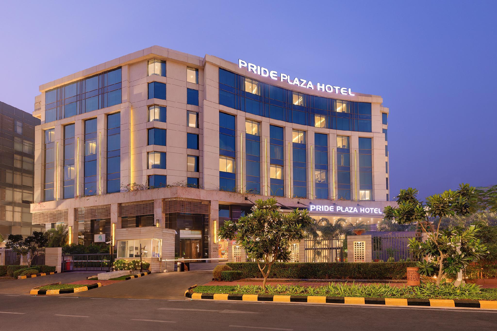 Pride Plaza Hotel, Aerocity New Delhi Exterior photo